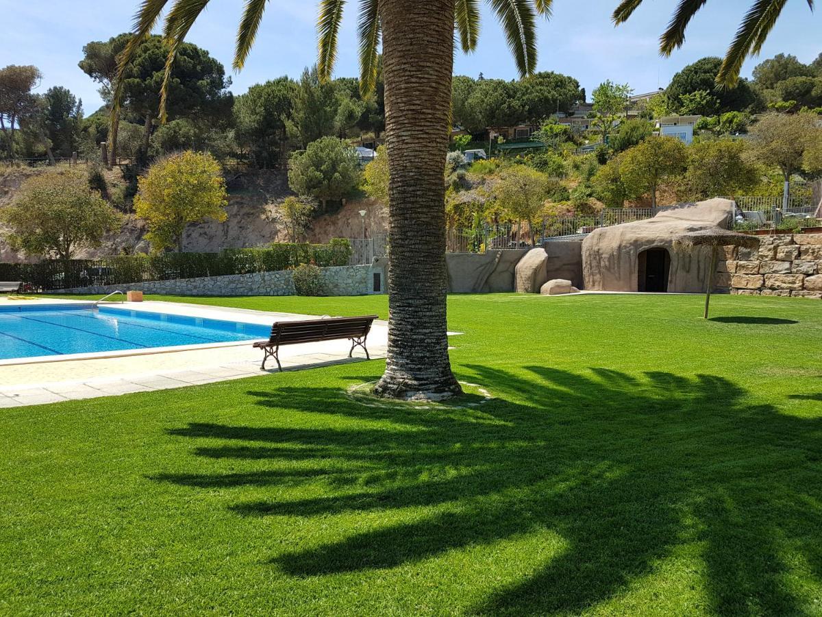 El Carlitos Hotel Arenys de Mar Bagian luar foto